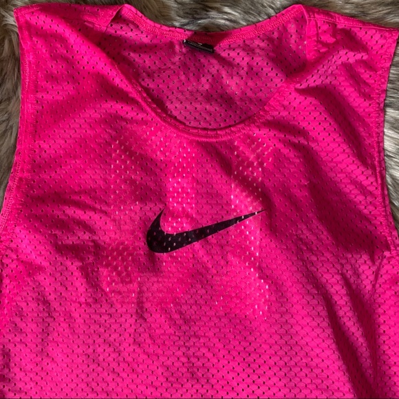Nike Pink Training Vest Mesh Jersey top shirt - Picture 6 of 7